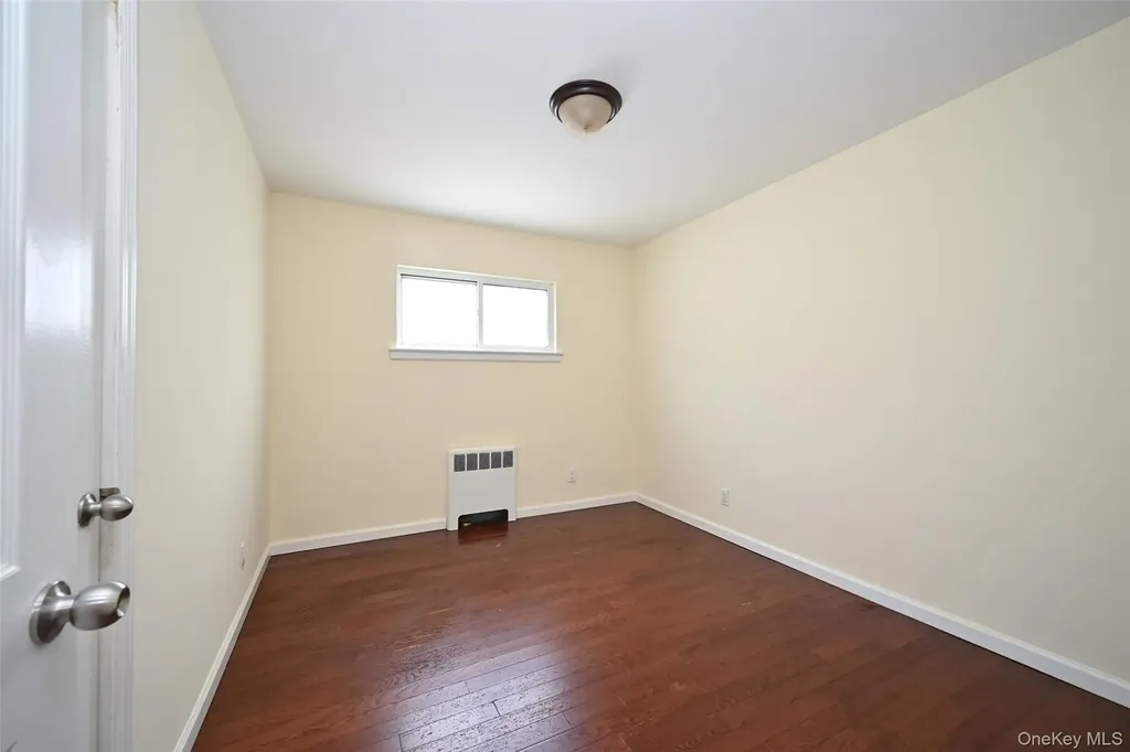 137-10 64th Road Flushing NY 11367