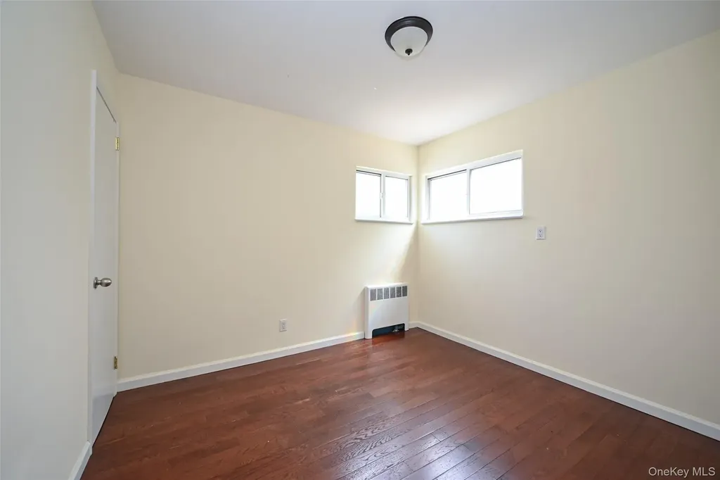 137-10 64th Road Flushing NY 11367