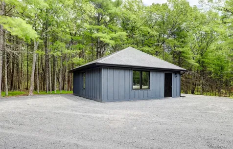 26 Victoria Lane Kerhonkson NY 12446