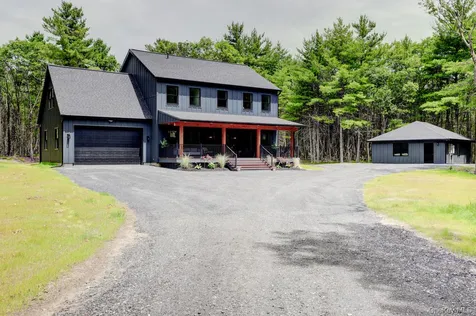 26 Victoria Lane Kerhonkson NY 12446