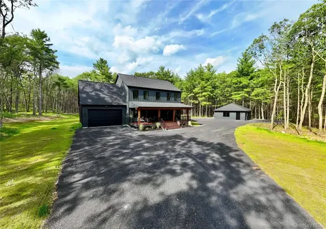26 Victoria Lane Kerhonkson NY 12446