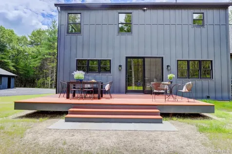 26 Victoria Lane Kerhonkson NY 12446