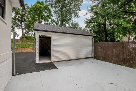 77 Ridge Road Yonkers NY 10705