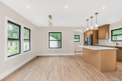 77 Ridge Road Yonkers NY 10705