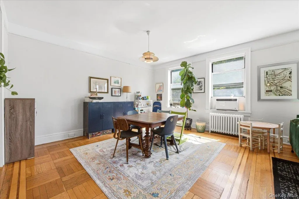 37-28 80th Street Jackson Heights NY 11372