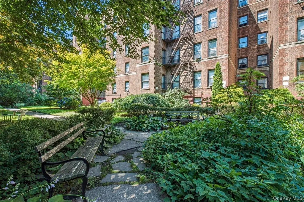 37-28 80th Street Jackson Heights NY 11372