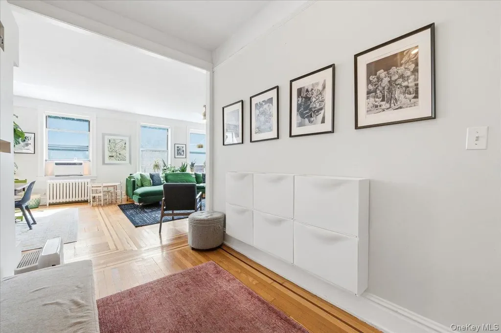 37-28 80th Street Jackson Heights NY 11372