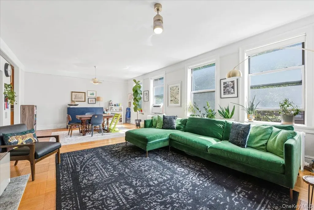 37-28 80th Street Jackson Heights NY 11372
