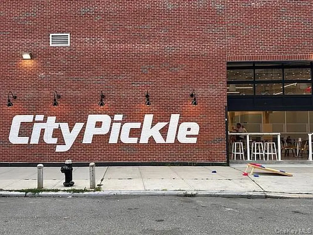 4-74 48th Avenue Long Island City NY 11109