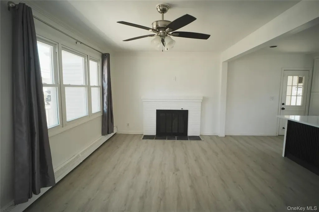 128 Toronto Avenue Massapequa NY 11758