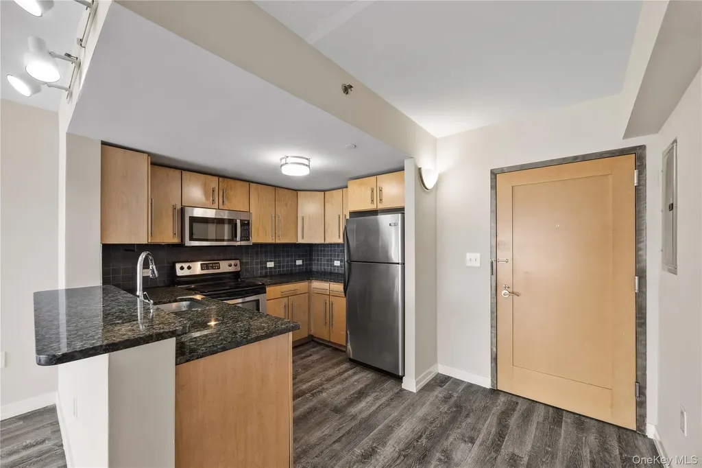 66 Main Street Yonkers NY 10701