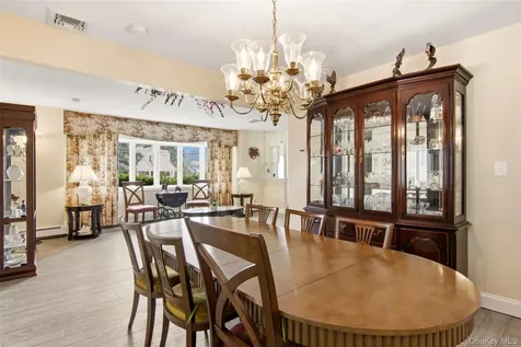 1 Geoffrey Avenue Syosset NY 11791