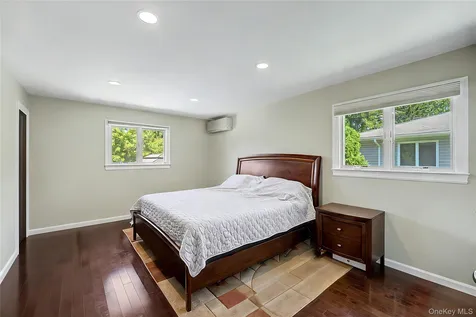 9 Cortland Avenue Jericho NY 11753