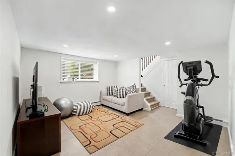 9 Cortland Avenue Jericho NY 11753