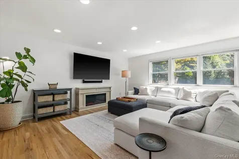 51 Croton Avenue Mount Kisco NY 10549