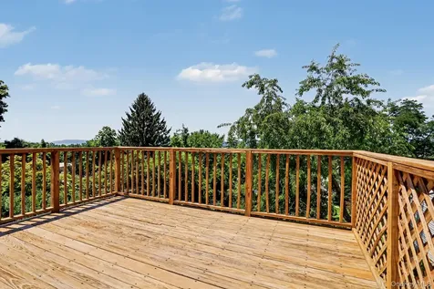 33 Cedar Lane Ossining NY 10562