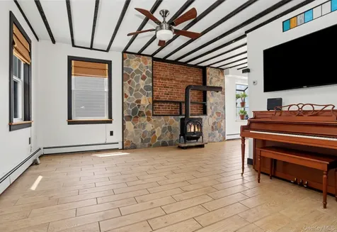 33 Cedar Lane Ossining NY 10562