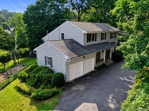 49 E Ridge Lane Mount Kisco NY 10549
