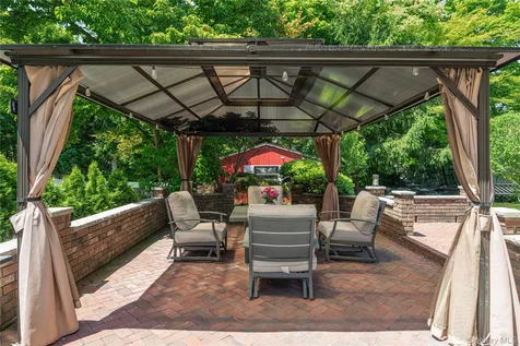 74 Tamarack Road Rye Brook NY 10573