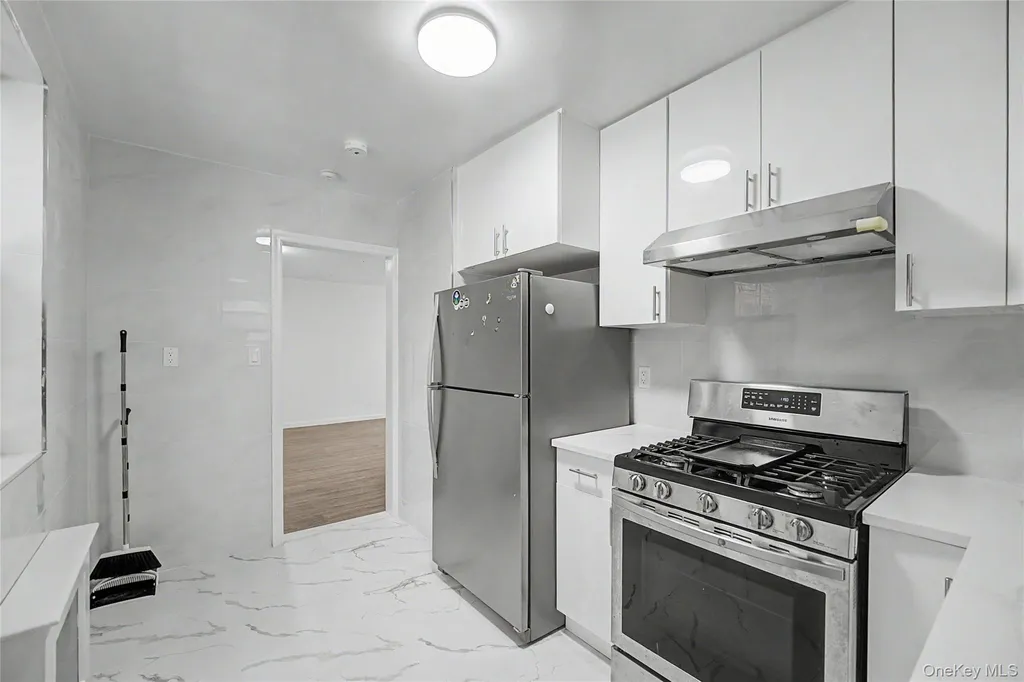 143-36 Barclay Avenue Flushing NY 11355