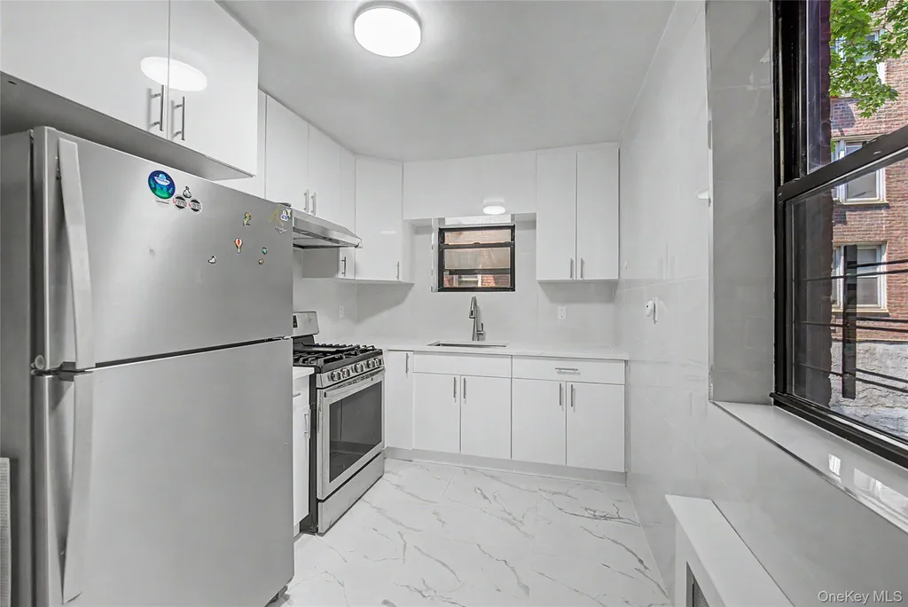 143-36 Barclay Avenue Flushing NY 11355
