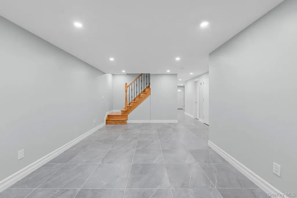 24 E 55 St Street Brooklyn NY 11203