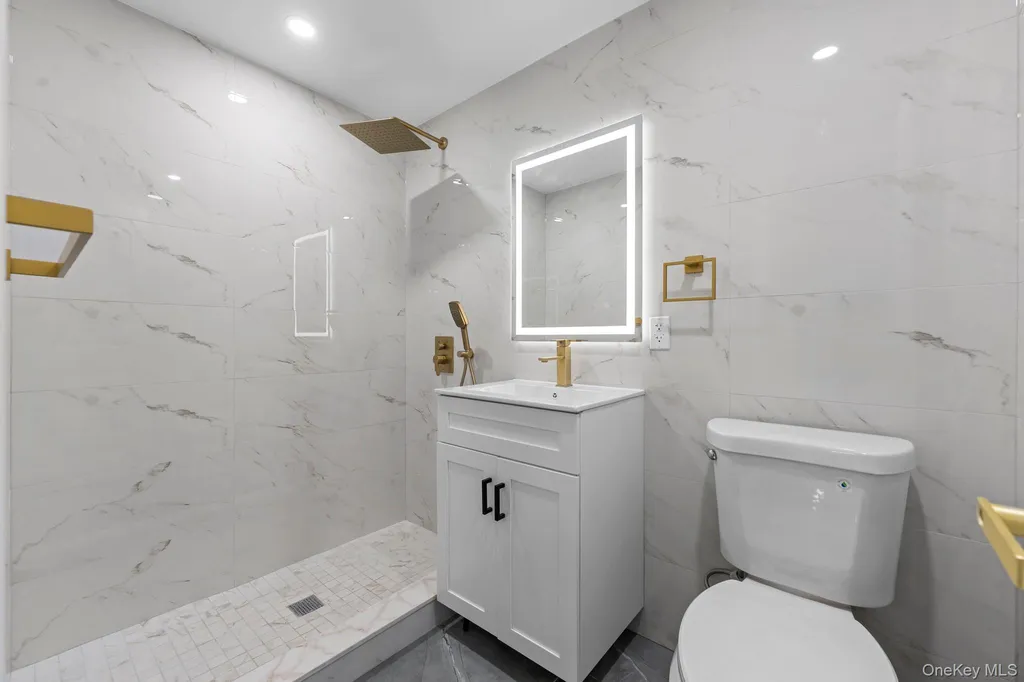 24 E 55 St Street Brooklyn NY 11203