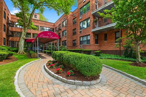953 W Boston Post Road Mamaroneck NY 10543