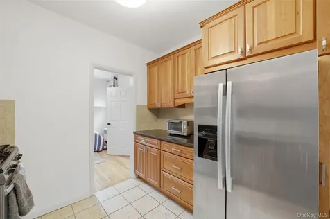 953 W Boston Post Road Mamaroneck NY 10543