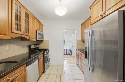 953 W Boston Post Road Mamaroneck NY 10543