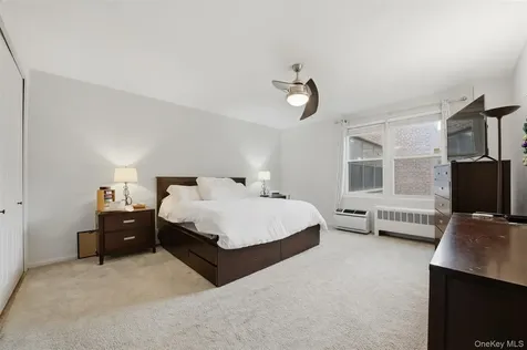 953 W Boston Post Road Mamaroneck NY 10543