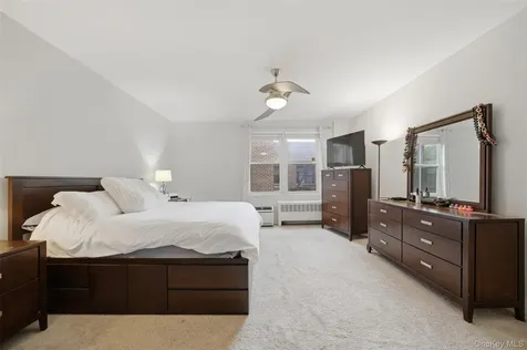 953 W Boston Post Road Mamaroneck NY 10543