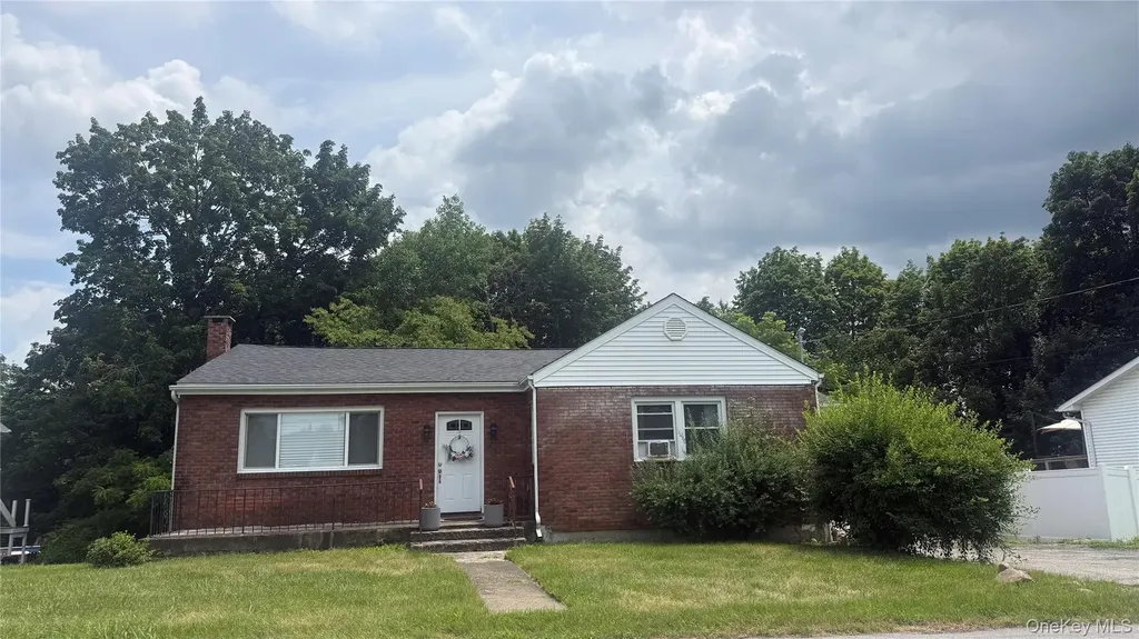 3 Elm Street New Windsor NY 12553