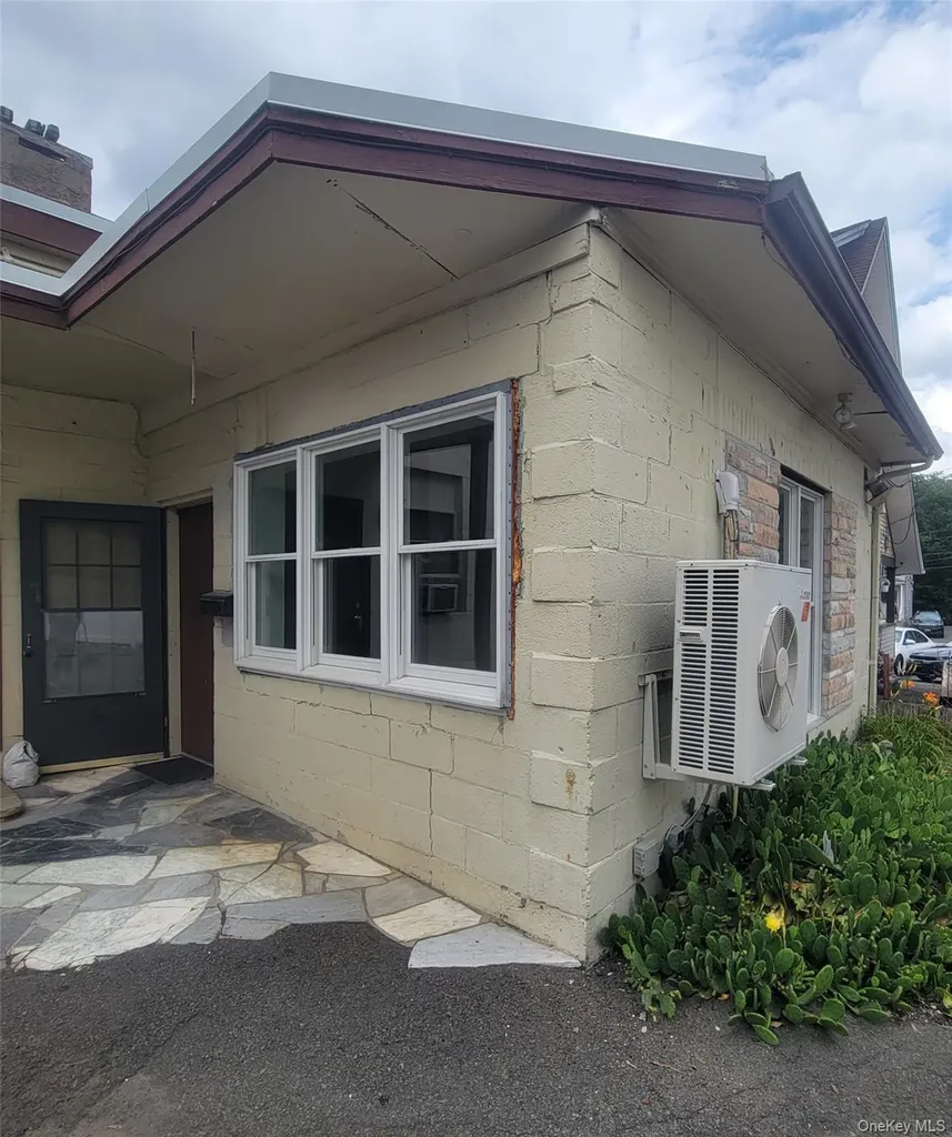 11 Washington Avenue Suffern NY 10901