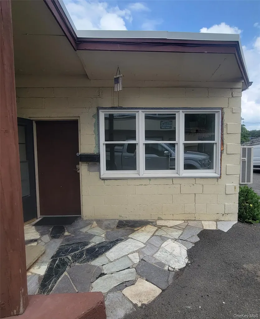 11 Washington Avenue Suffern NY 10901