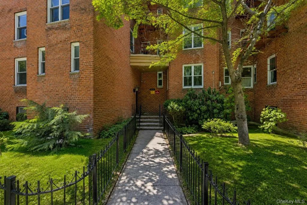 33-35 81 Street Jackson Heights NY 11372