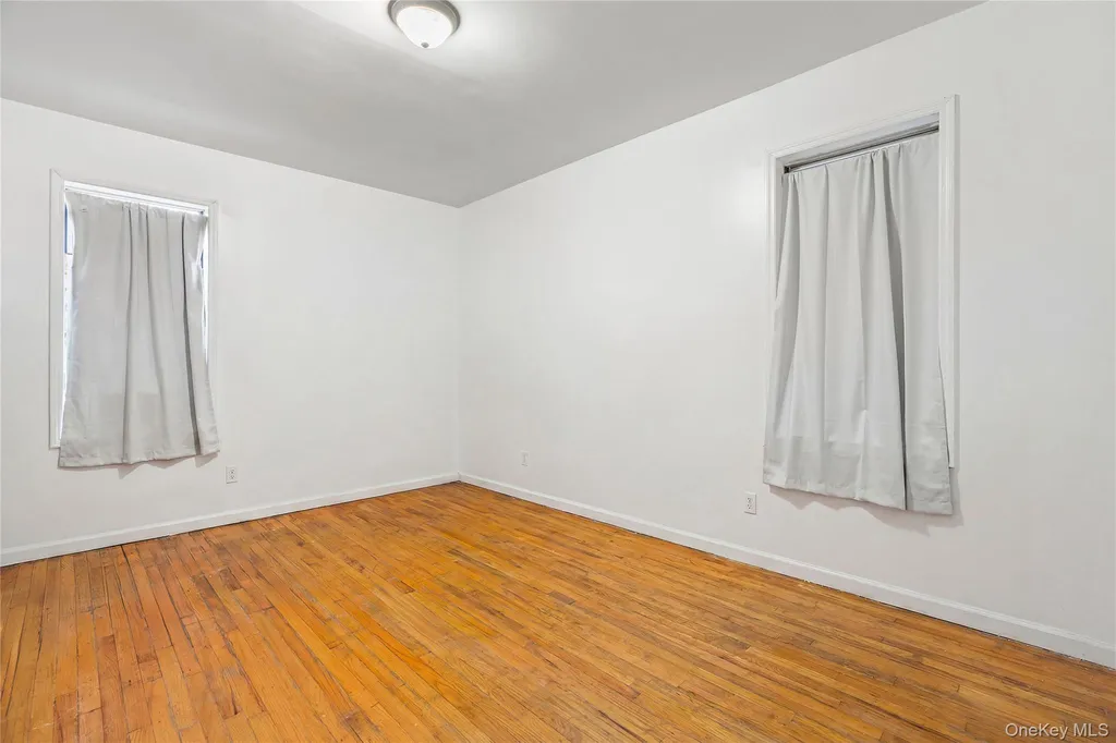 33-32 89th Street Jackson Heights NY 11372