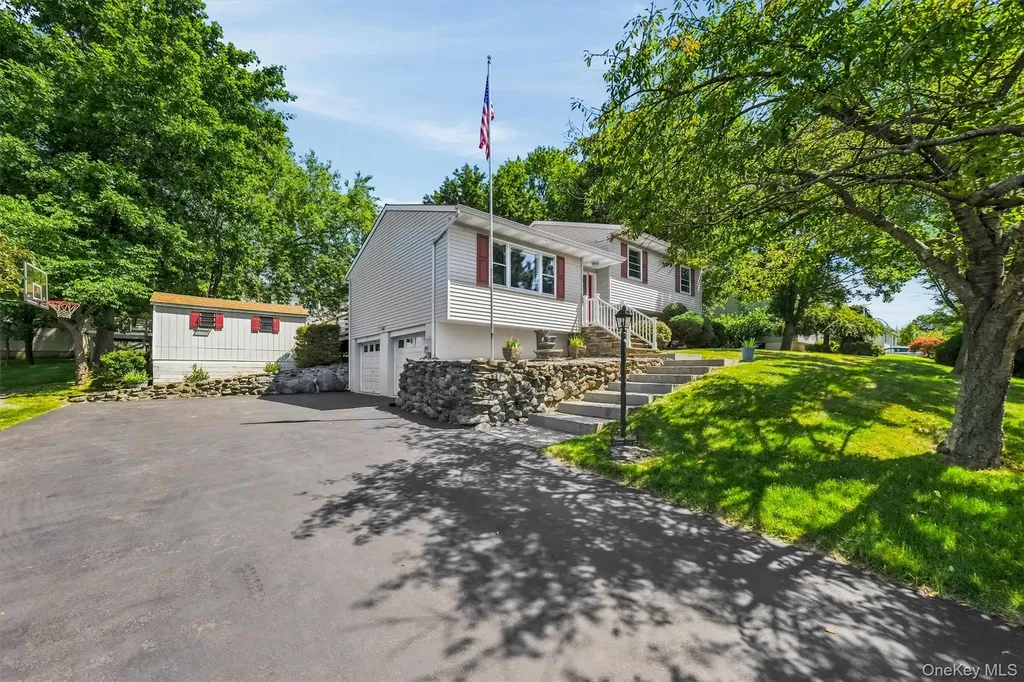 58 Decker Drive Washingtonville NY 10992