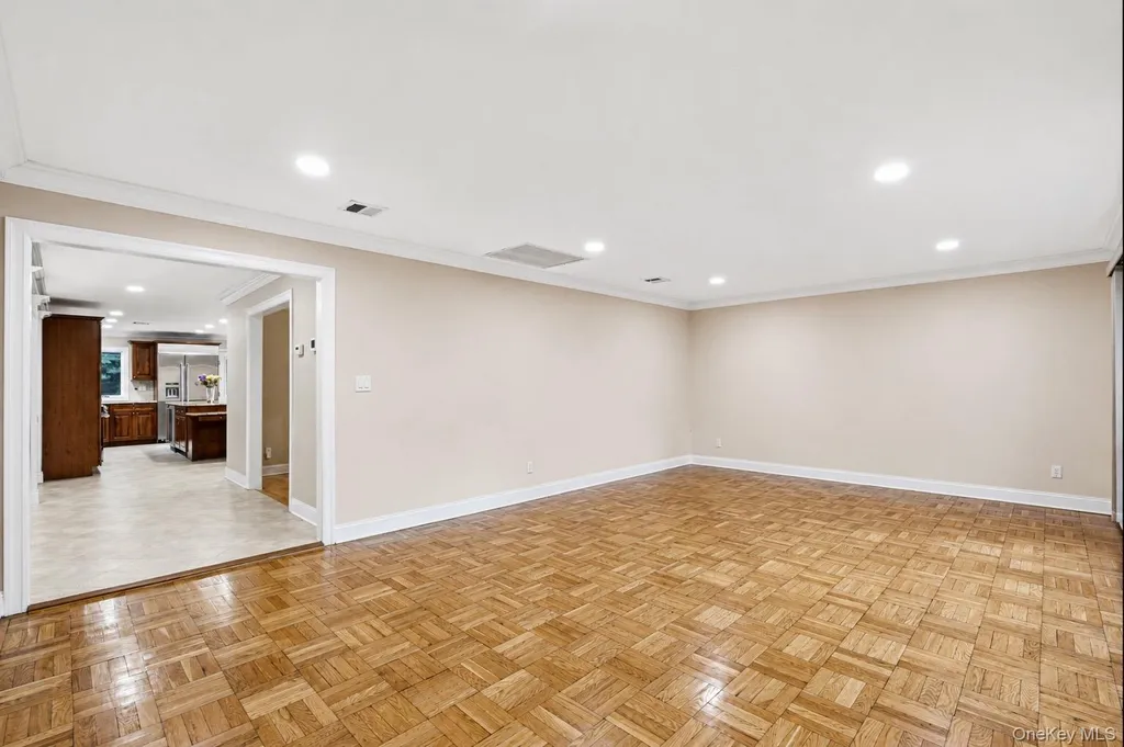 4 Durham Drive Dix Hills NY 11746