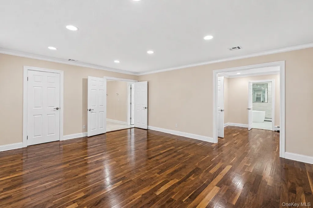 4 Durham Drive Dix Hills NY 11746