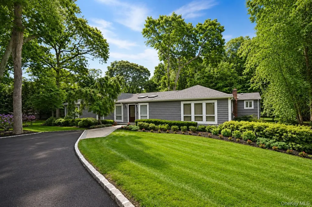 4 Durham Drive Dix Hills NY 11746