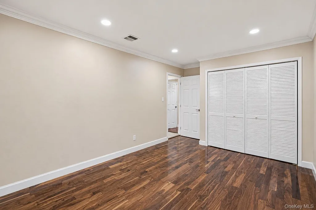 4 Durham Drive Dix Hills NY 11746