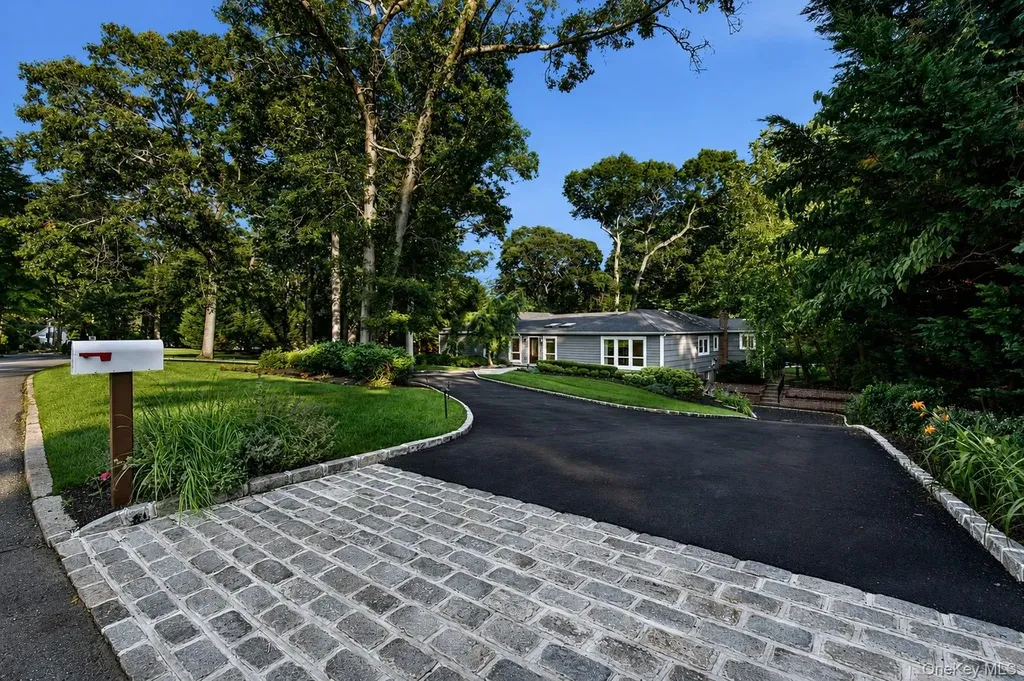 4 Durham Drive Dix Hills NY 11746