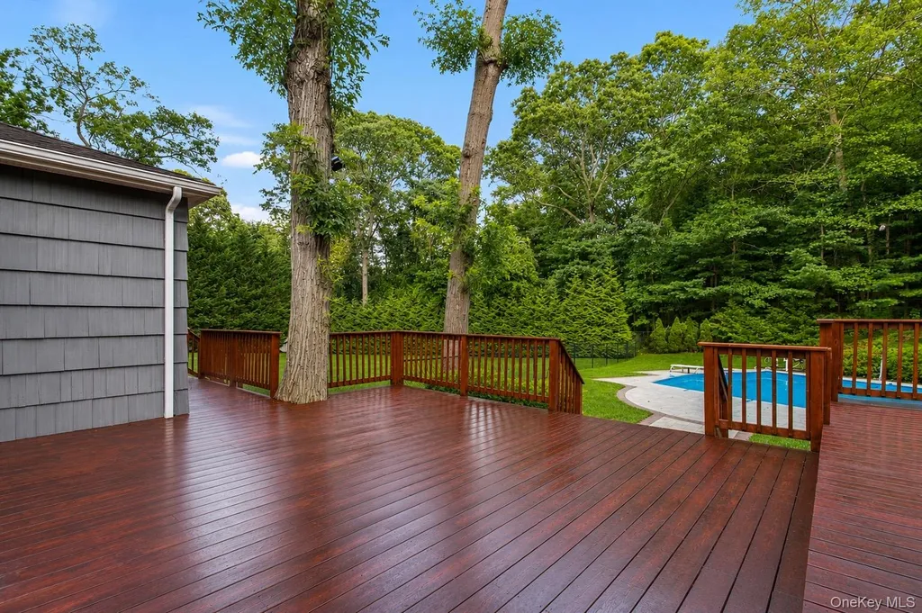 4 Durham Drive Dix Hills NY 11746