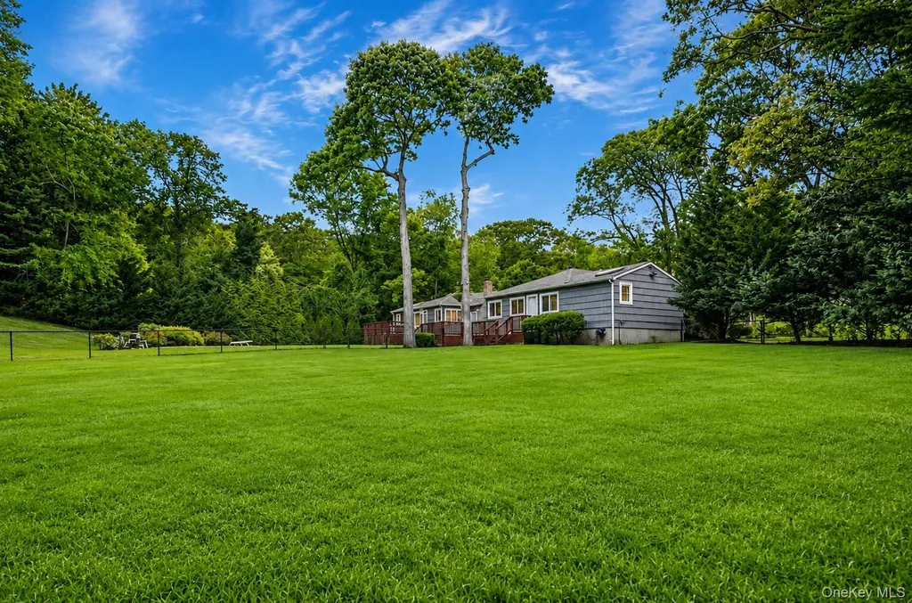 4 Durham Drive Dix Hills NY 11746
