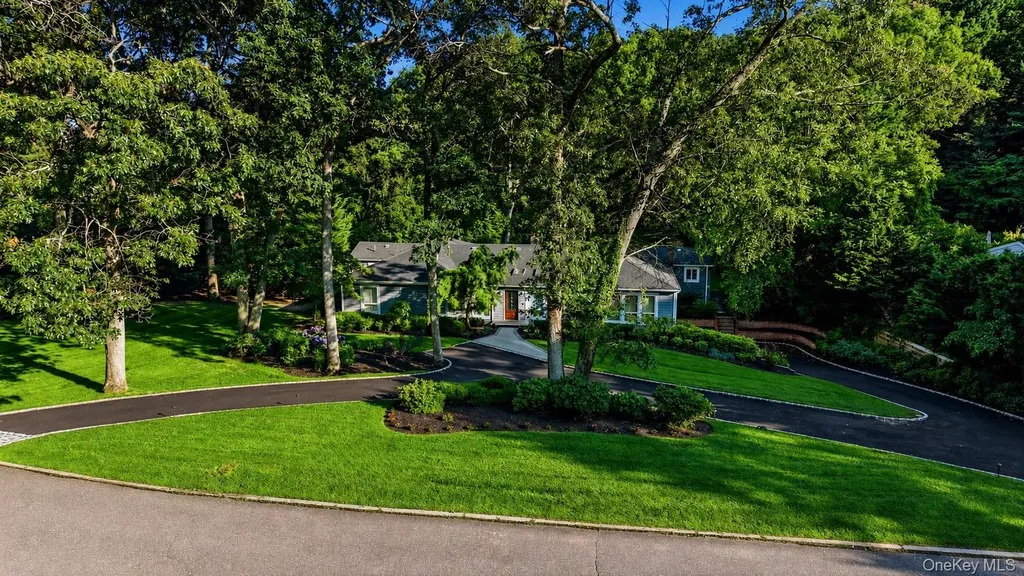 4 Durham Drive Dix Hills NY 11746
