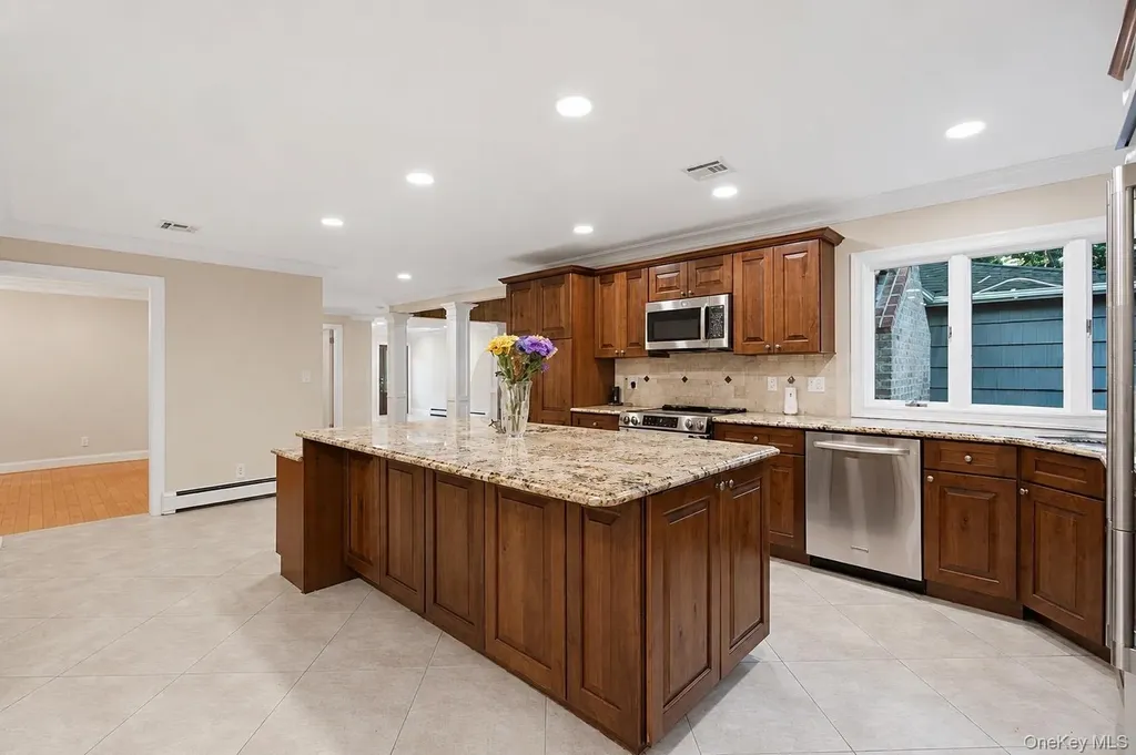 4 Durham Drive Dix Hills NY 11746