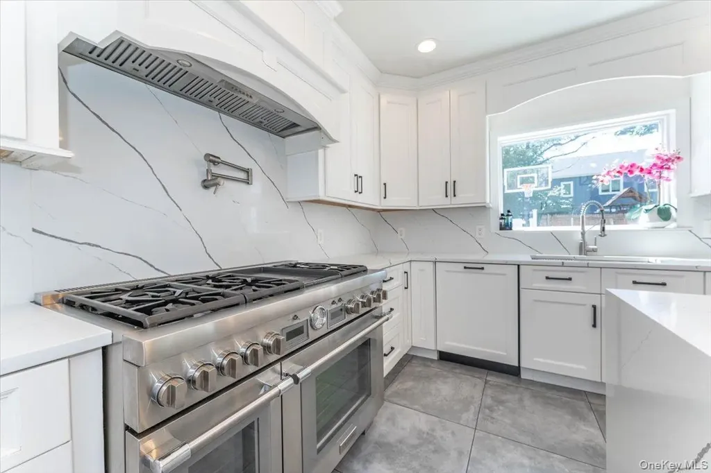 266 Rockaway Turnpike Cedarhurst NY 11516