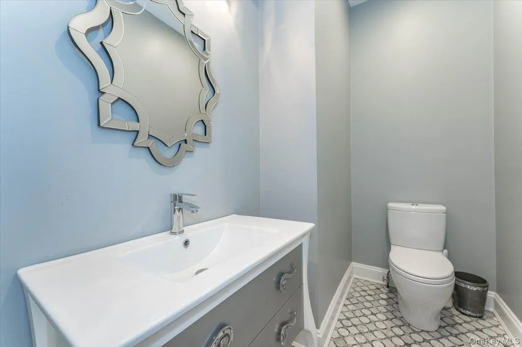 266 Rockaway Turnpike Cedarhurst NY 11516