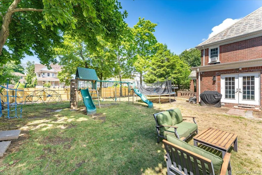 266 Rockaway Turnpike Cedarhurst NY 11516